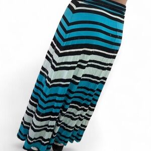 2000s Maxi Skirt Striped